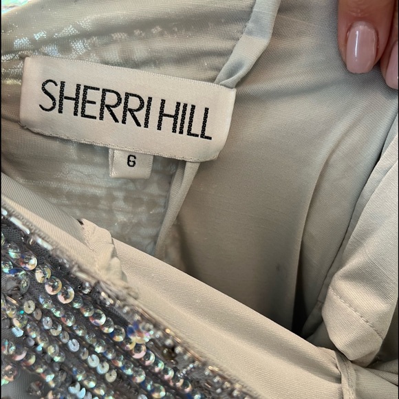 Sherri Hill Silver grey beaded long sleeve homecoming prom mini dress - Picture 10 of 11